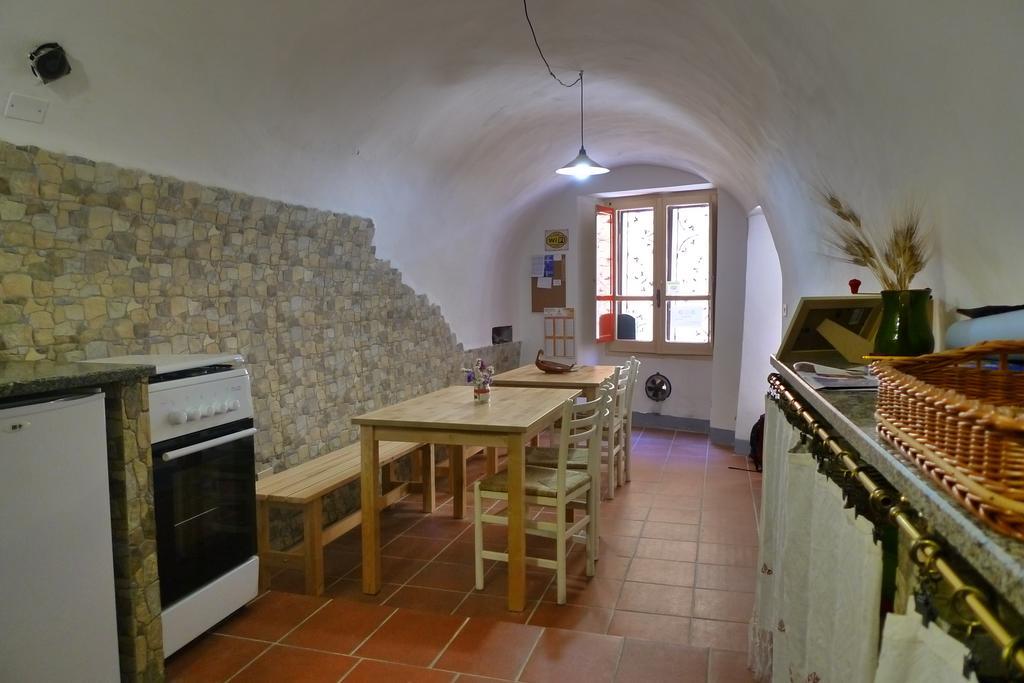 Guesthouse Bosa Di Giuseppe Exterior photo