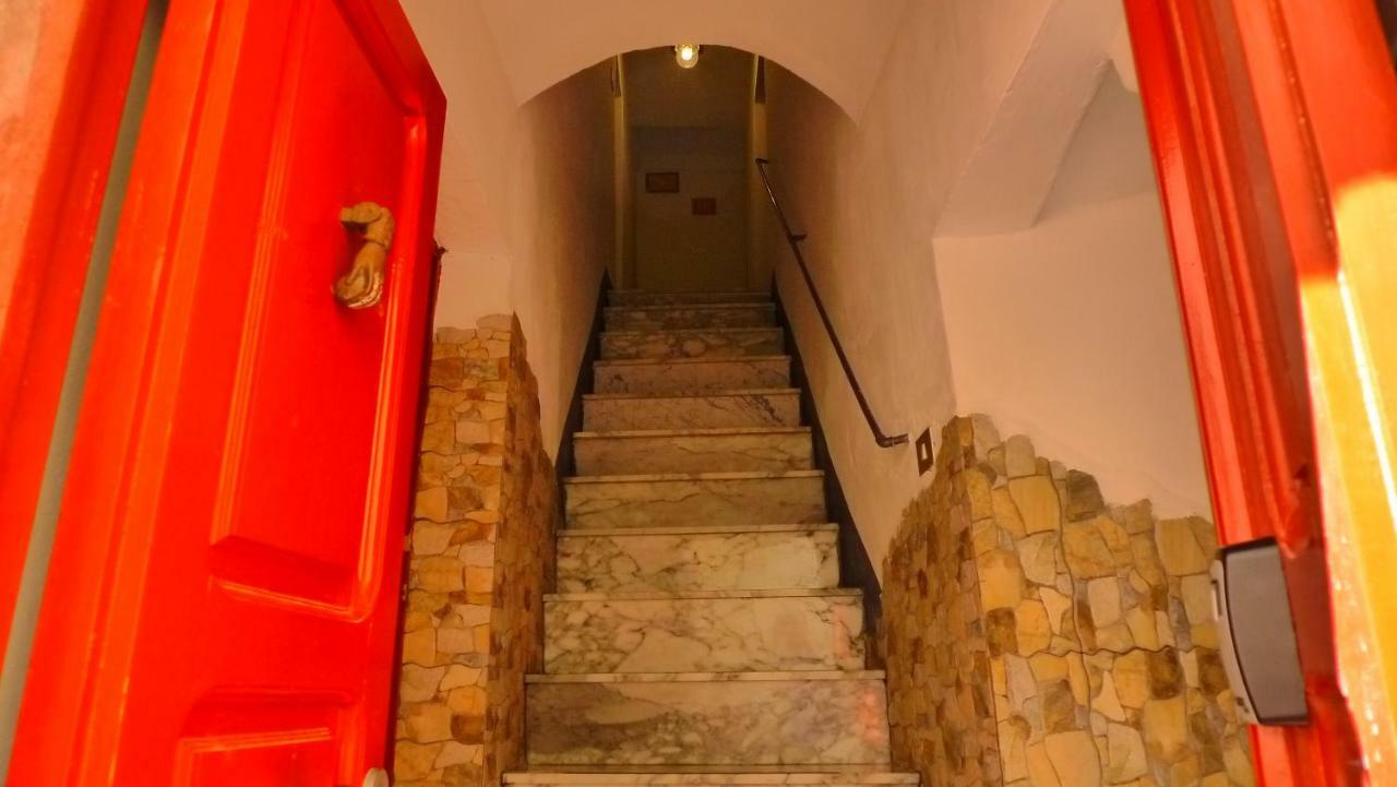 Guesthouse Bosa Di Giuseppe Exterior photo