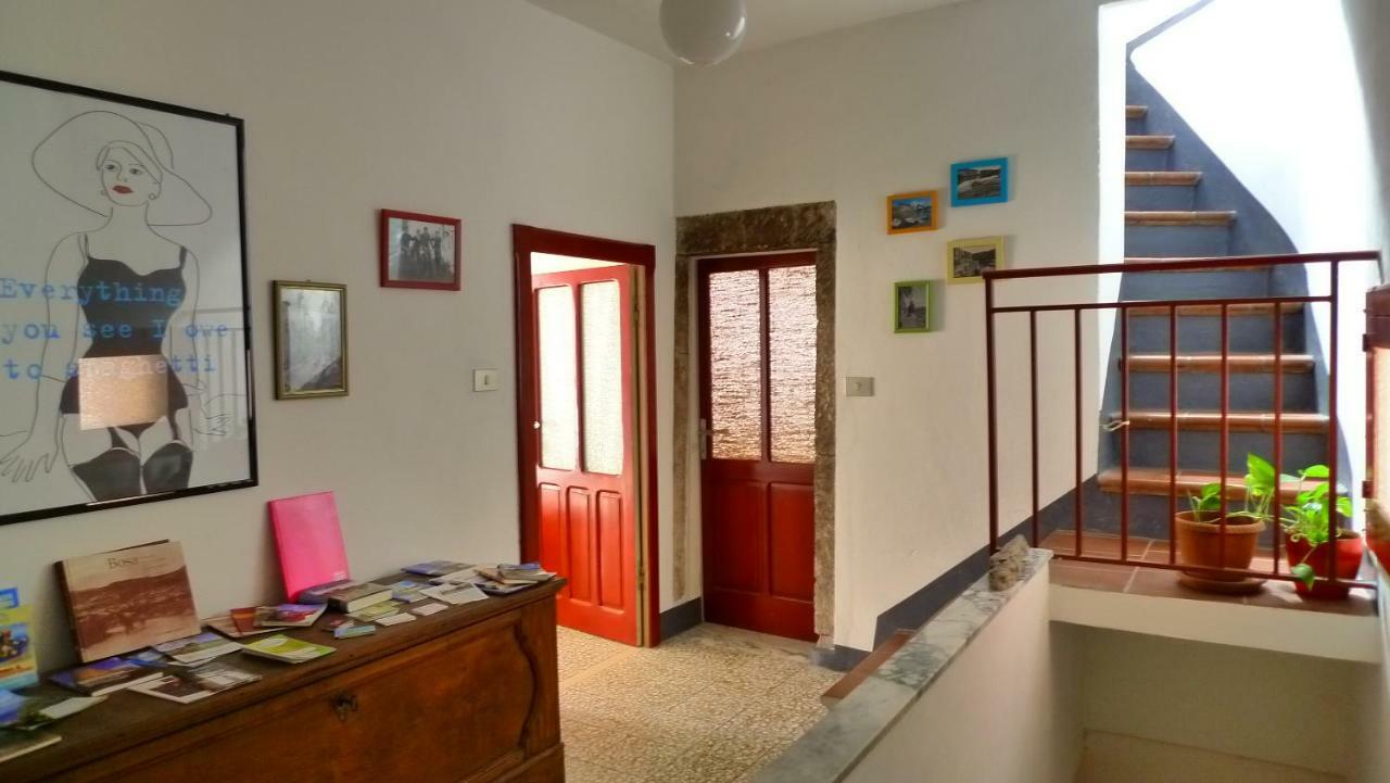 Guesthouse Bosa Di Giuseppe Exterior photo